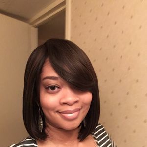 Meet your Posher, Jenn